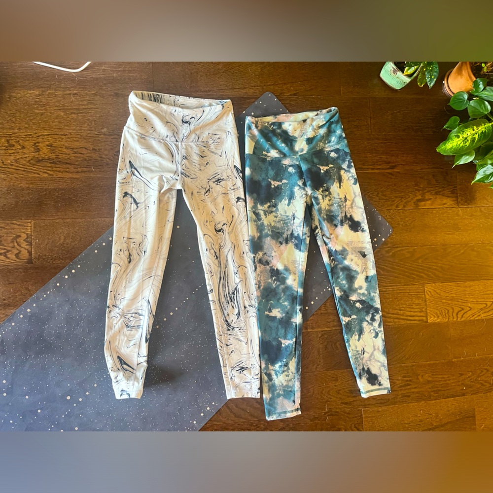 Yoga pants M marble 2 pairs